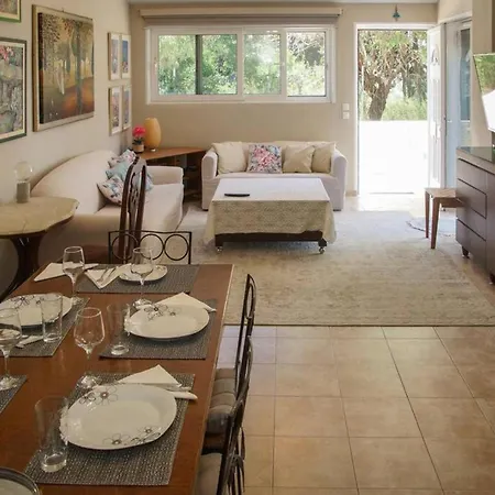 Violeta's Seaview In Rhodes *